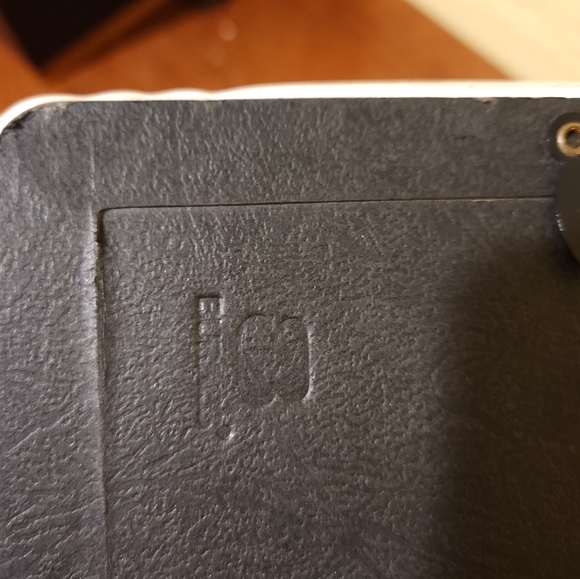 Vintage Burnes Ceramic Multi Photo Frame - Picture 8 of 8